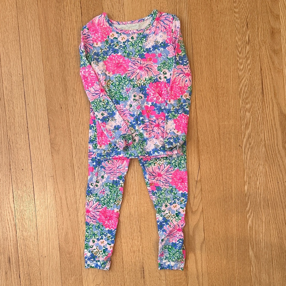 🌸 Lilly Pulitzer Girls Pajama Set Size 4 | 
Pink Blue Floral 🌸